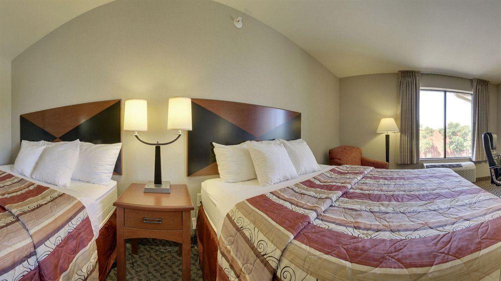 Sleep Inn & Suites Airport Milwaukee Exterior photo