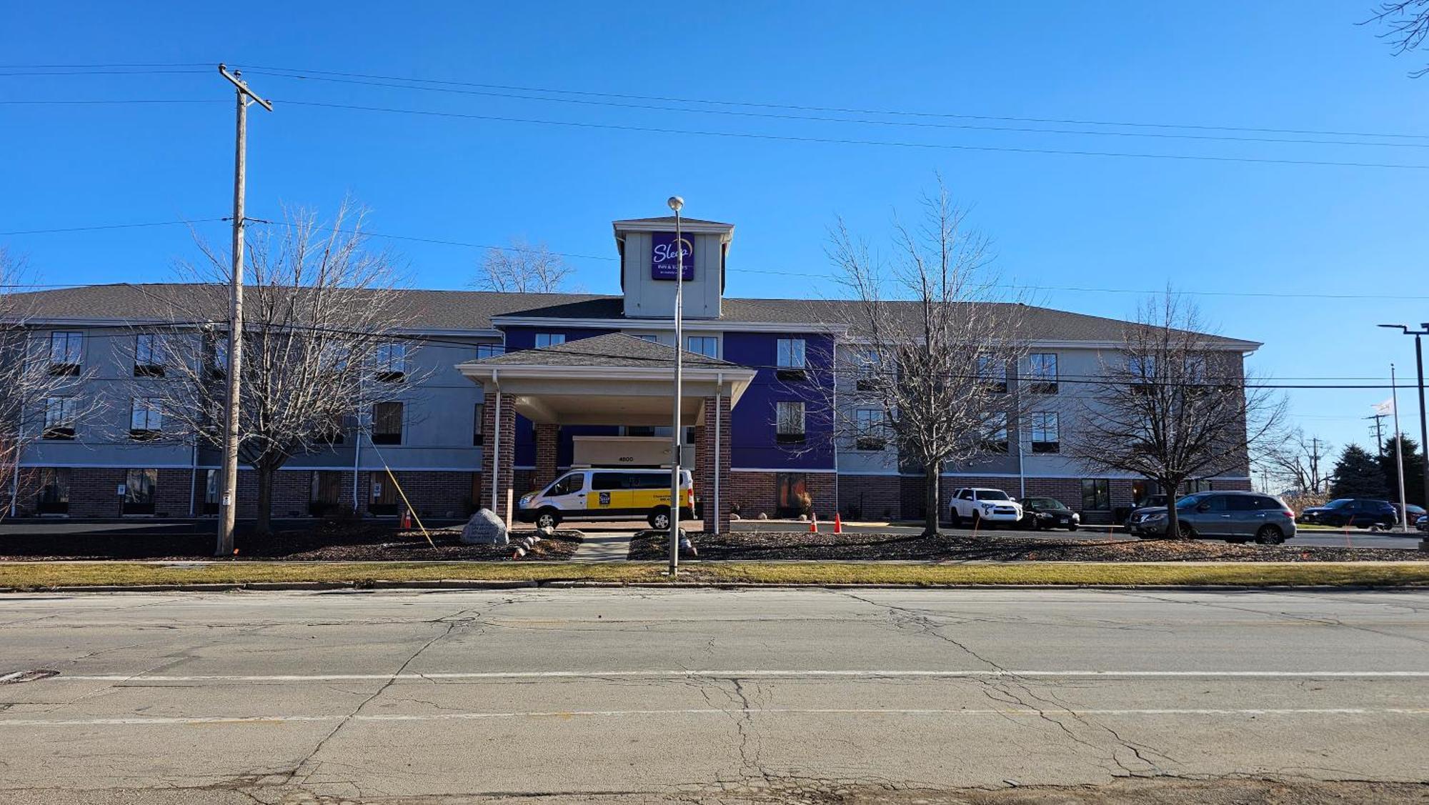 Sleep Inn & Suites Airport Milwaukee Exterior photo